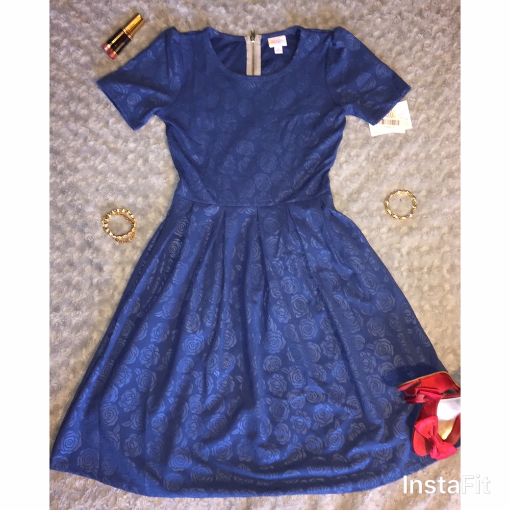 Lularoe NWT Amelia Dress S Blue Rose